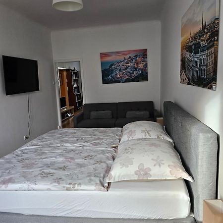 Vienna Center,Private Zimmer, ! Daire Dış mekan fotoğraf